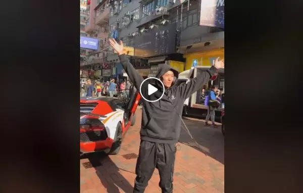 怪客天台撒錢 逾百途人哄搶 !