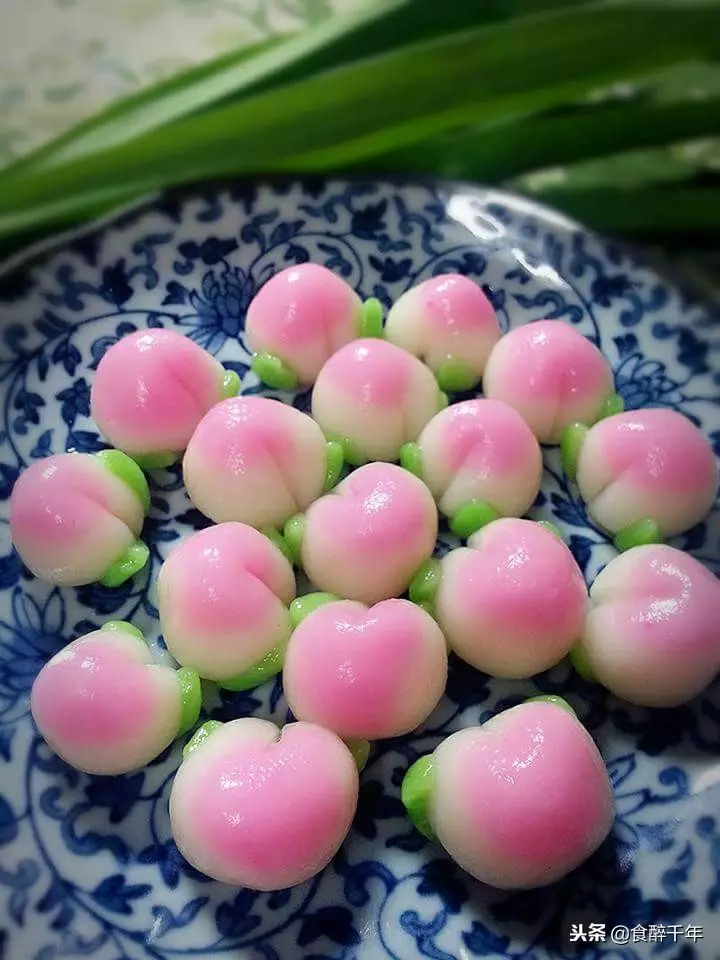冬至將至,都準備好做什麼樣的湯圓了嗎,一道壽桃湯圓分享給大家