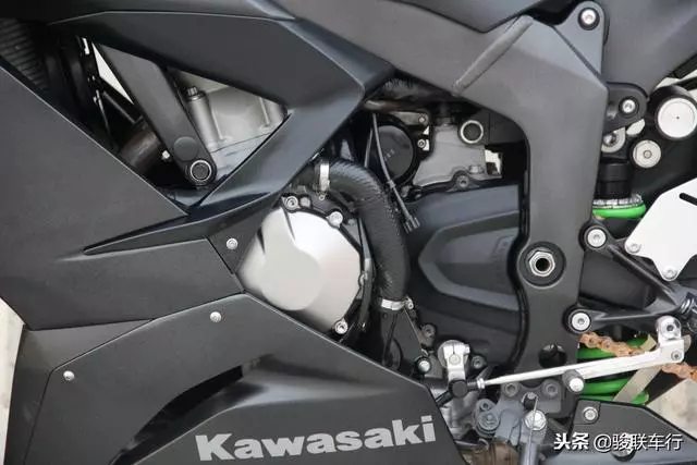 中量級王者:2016款川崎ZX-6R Ninja 636