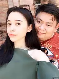 越南肥宅交「天菜女友」爆紅網路,床照一出網友全崩潰:「他不配」!