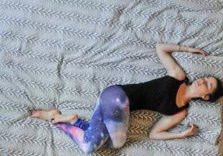 每天睡前練習6分鐘,全身經絡全打通 ,提高睡眠質量