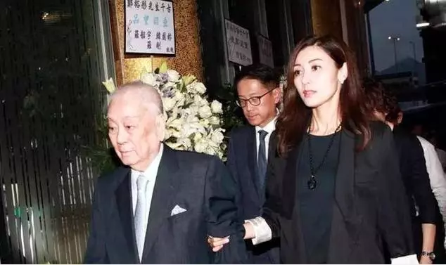 許世勳400億遺產風雲,家人一個都沒份,李嘉欣估計都要氣哭了!