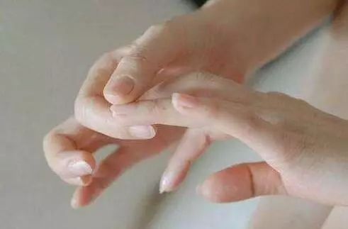 手部有6 條經脈循行,每週一次,身體百病不侵!