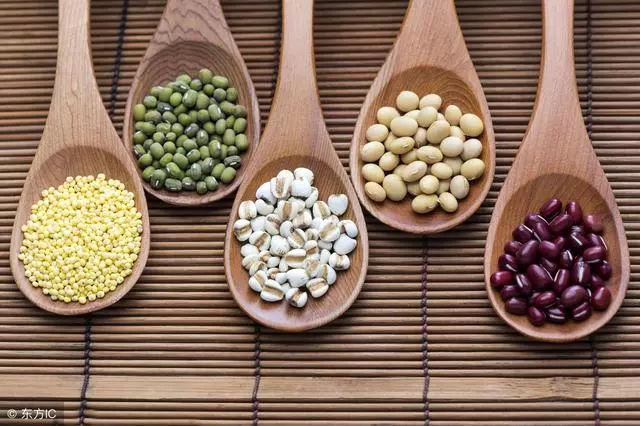中醫「2穴位」對付濕疹,可止癢,還可降血壓,祛痘,退燒!