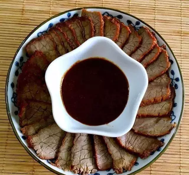 五香鹵牛肉五香鹵牛肉