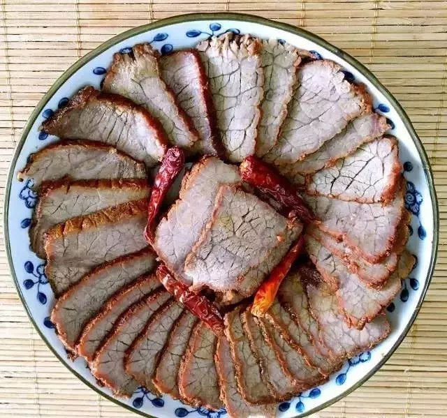 五香鹵牛肉五香鹵牛肉