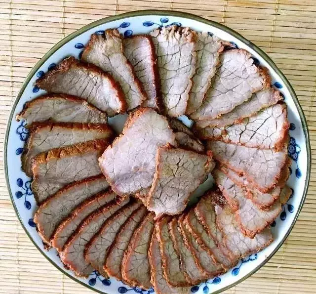 五香鹵牛肉五香鹵牛肉