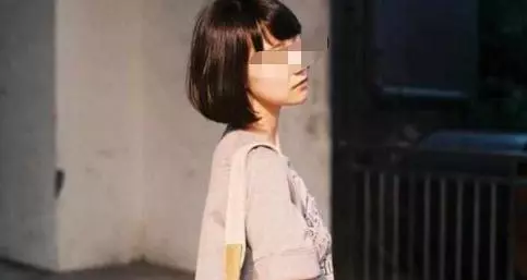 去弟弟家接母親,上過洗手間後,我給弟妹留了2萬帶走了我媽!