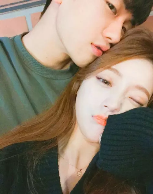 我和你只是最熟悉的陌生人……