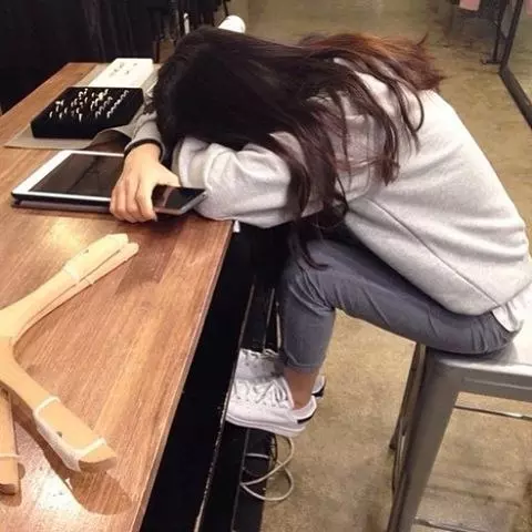 男人回信慢,偶爾不聯繫,代表什麼!你們知道嗎??