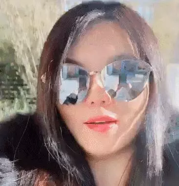 大S曝李湘豪宅,超大草坪盪鞦韆,別墅室內按電梯,裝修被吐槽土!