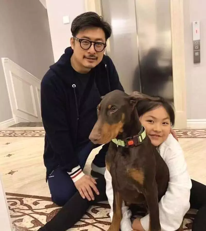 大S曝李湘豪宅,超大草坪盪鞦韆,別墅室內按電梯,裝修被吐槽土!