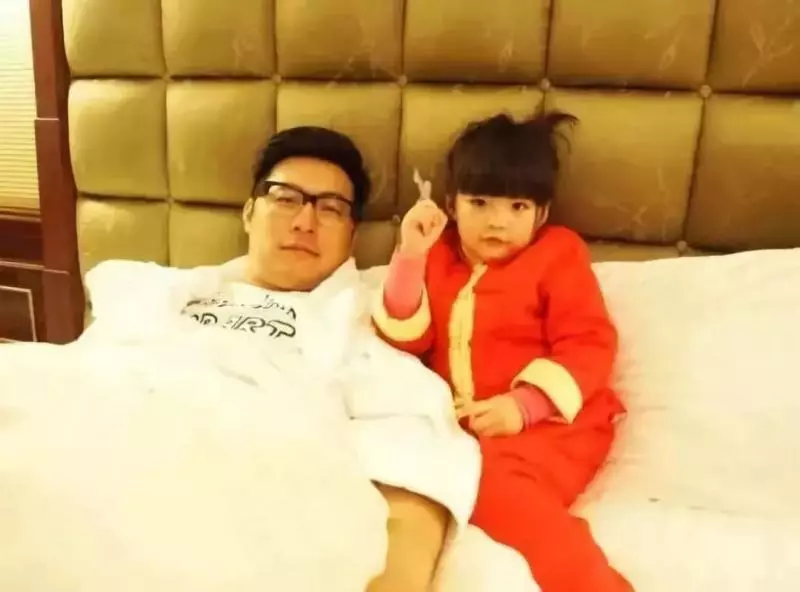 大S曝李湘豪宅,超大草坪盪鞦韆,別墅室內按電梯,裝修被吐槽土!