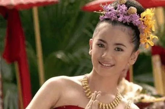 泰國女導遊可不一般,白天帶你遊山玩水,晚上盡妻子義務!