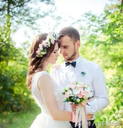 生下女兒,媽媽伺候我月子,婆婆送來一包紅棗,打開後我紅了眼眶
