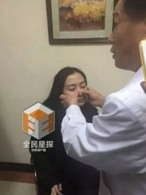 偷拍到了!Angelababy私下「原汁原味0修圖照」曝光 走過路人身邊「一飄過去全場男人愣住」