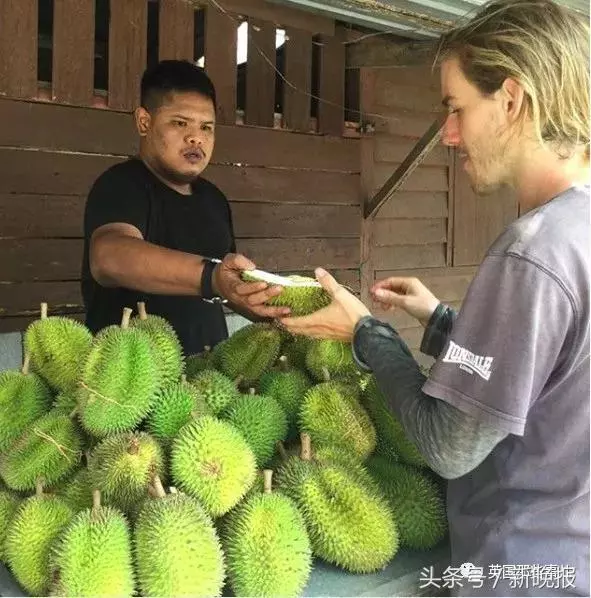 一對情侶3年餐餐就吃水果,只是這變化,有人羨慕有人擔憂…… -