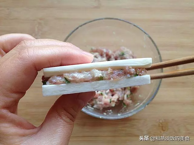 教你杏鮑菇的新做法,外酥里嫩香味四溢,超級好吃,孩子特別喜歡
