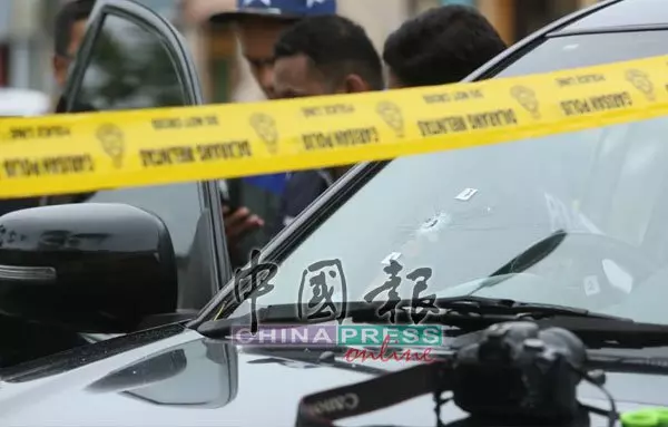 看視頻 發生在《怡保九洞》拿督級退休官員接【死 亡恐嚇】動機是要恐嚇事主
