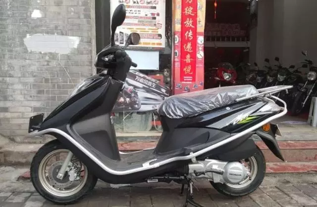 踏板125摩托車買哪一款好?推薦這幾個品牌車型,有你喜歡的嗎?