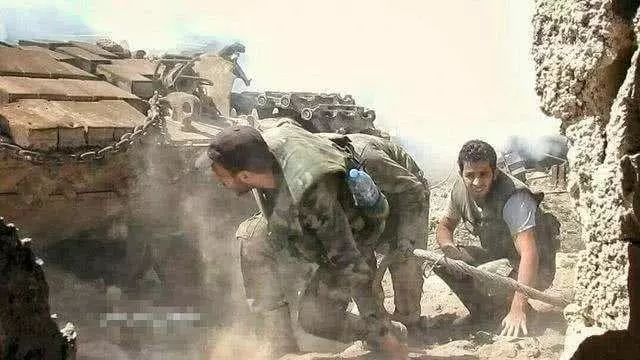 敘東部唯一醫院被美軍炸毀,俄羅斯氣壞了:美軍基地遭突襲