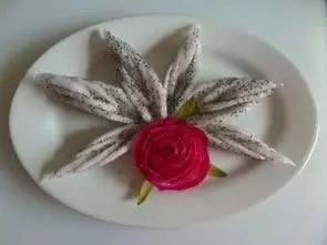 火龍果是紅心的有營養,還是白心的有營養?你有沒有猜錯?
