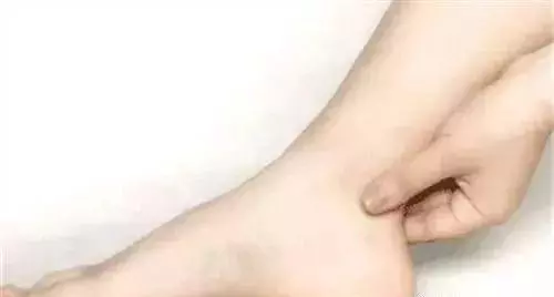 中醫提醒!這8個穴位可能是你的救命鑰匙!