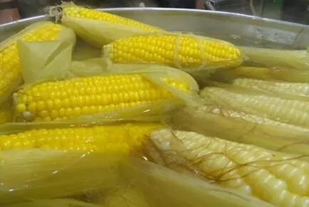 如何把玉米煮的又香又甜?吃剩的玉米要怎樣煮?來教你幾款玉米做法!!