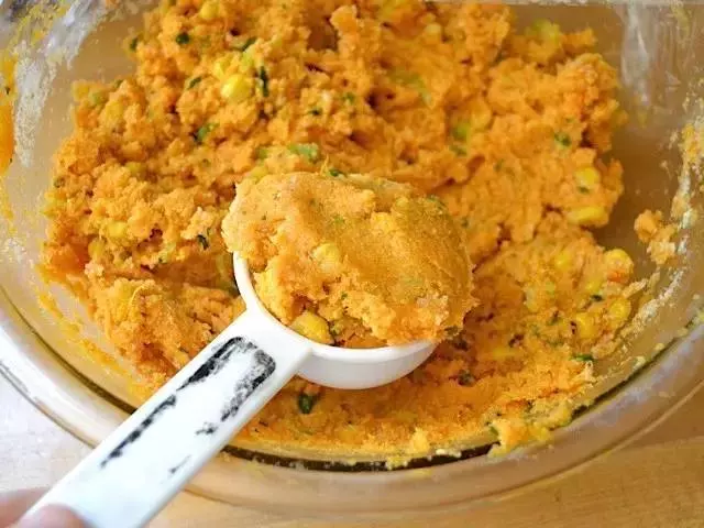 如何把玉米煮的又香又甜?吃剩的玉米要怎樣煮?來教你幾款玉米做法!!
