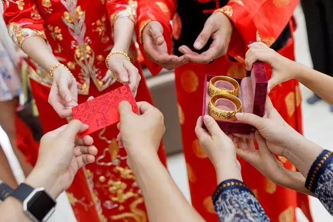 婚宴包紅包驚傳「要課贈與稅」?政府證實「超過這個金額」就要繳稅...網友嚇傻:不能參加太多場!