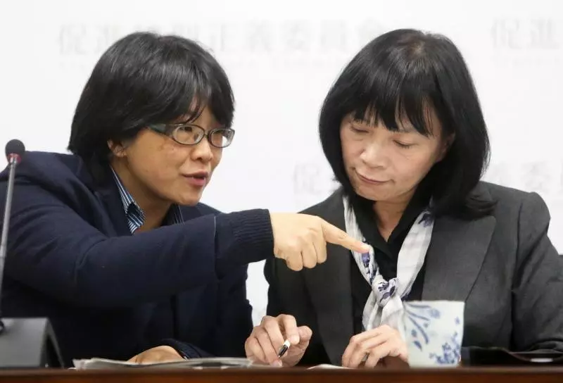 說好拚經濟?促轉會十絕殺如失速列車…最大「戰犯」是他