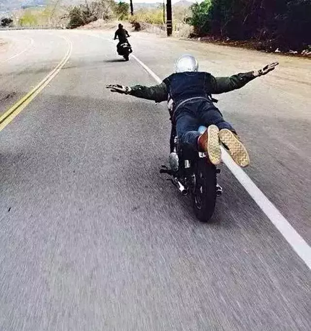快來騎摩托車,受益匪淺!