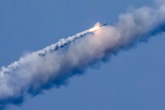 一枚飛彈飛越北歐,烏克蘭終於栽了:北約呼籲俄軍不要衝動