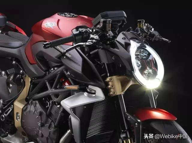 米蘭車展票選最美車款奧古斯塔「BRUTALE1000 Serie Oro」