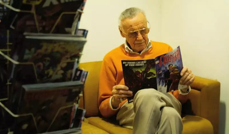 漫威之父Stan Lee「轉行到天堂畫畫」 所有英雄IG洗版發文:沒有你就沒有現在的我們!
