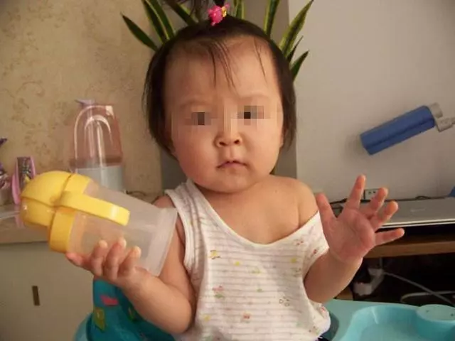 只因媽媽一時懶惰,一盆洗腳水,給寶寶帶來一輩子的災禍