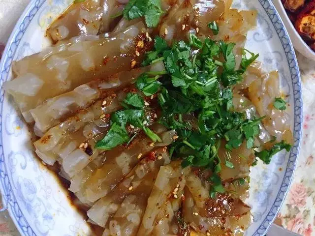 七彩椒不用買,現在種過年就上桌,一個冬天吃不完!