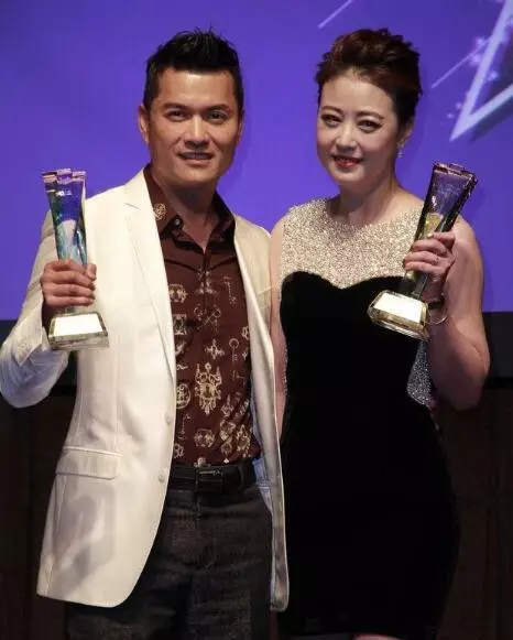 51歲周海媚戀愛12年分手坦言:我現在沒有錢沒有貌誰還會娶我?