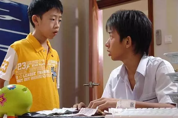 孩子在家拿一百元錢,這位寶媽的做法值得借鑑,之後錢再沒少過