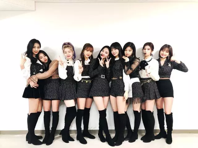 TWICE和Red Velvet要合作了！2018年歌謠大戰，我們不見不散！