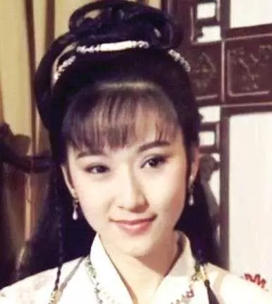 曾是台灣「第一媳婦」,從影25年塑造無數經典,現52歲仍未婚