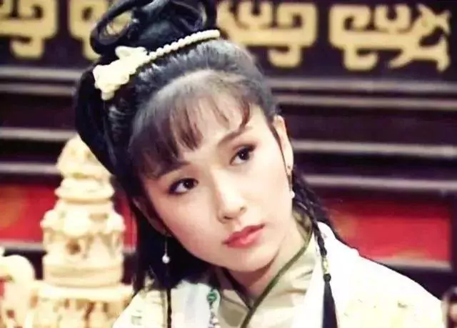 曾是台灣「第一媳婦」,從影25年塑造無數經典,現52歲仍未婚