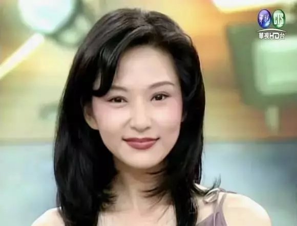 曾是台灣「第一媳婦」,從影25年塑造無數經典,現52歲仍未婚