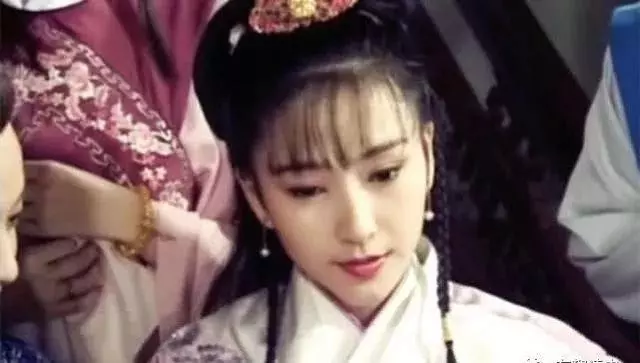 曾是台灣「第一媳婦」,從影25年塑造無數經典,現52歲仍未婚