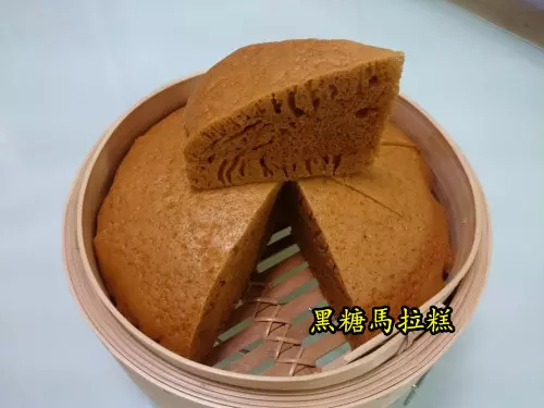 《黑糖馬拉糕》漲噗噗。。甜而不膩 超蓬鬆超好吃噠~~快速又簡單!!趕緊收藏!!