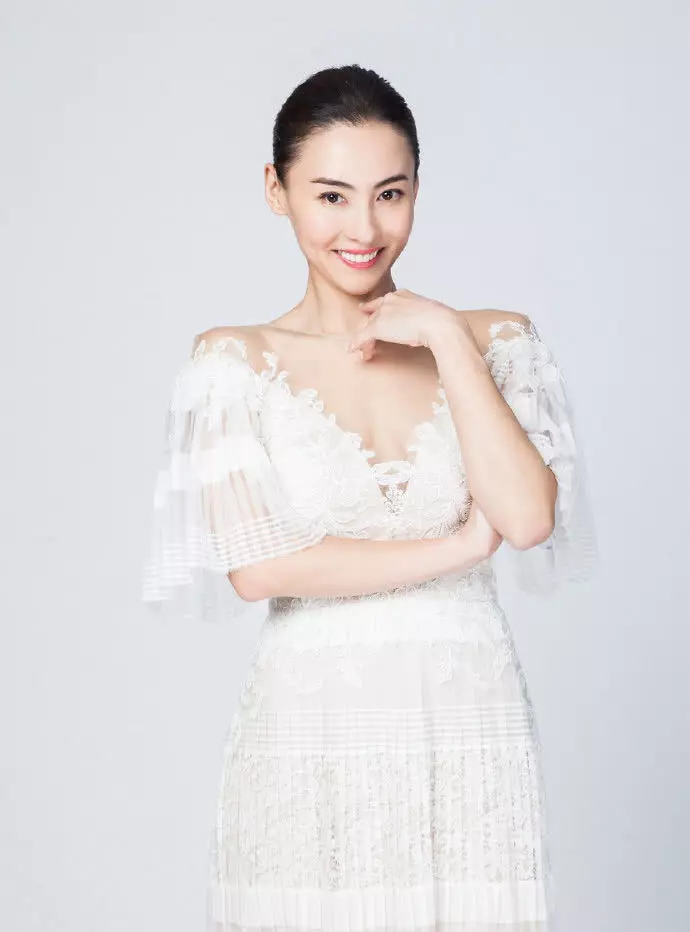 資深娛記曝張柏芝秘密生子內幕,涉及300萬產後露面權