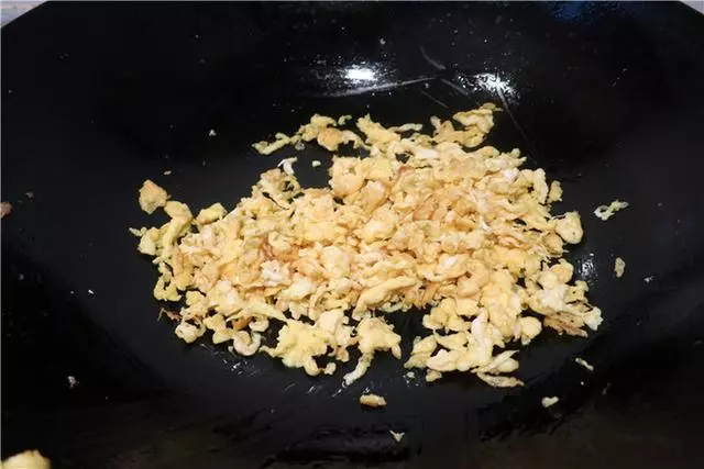 分享皮薄如紙全燙麵韭菜餅的做法關鍵還不露餡,放涼了也不硬