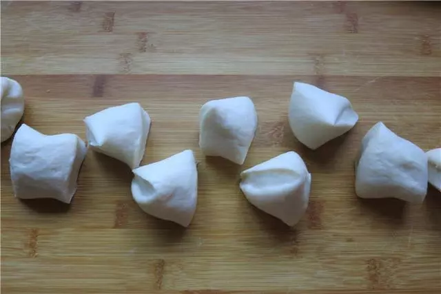分享皮薄如紙全燙麵韭菜餅的做法關鍵還不露餡,放涼了也不硬