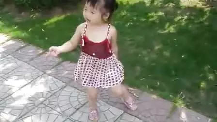 前夫給女兒的撫養費每月五百,取錢看到餘額,整個人愣住了