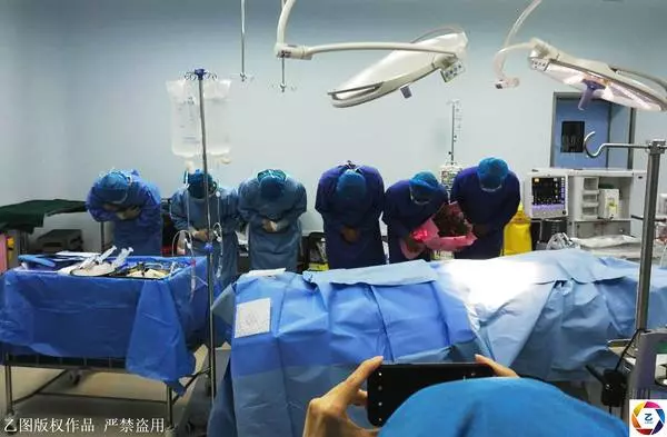 29歲婷婷,年輕媽媽生下寶寶再也沒睜開眼睛,家人含淚捐器官,讓5人獲新生